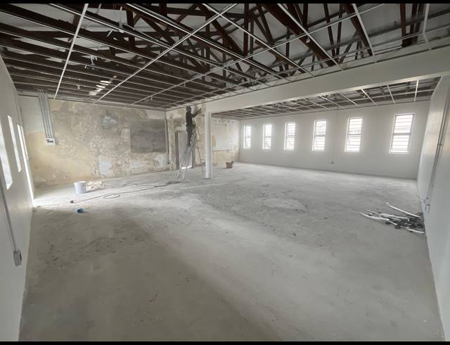301M² WAREHOUSE TO LET IN NDABENI
